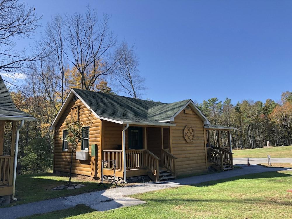 Catskill Mountains Resort Eldred Bagian luar foto
