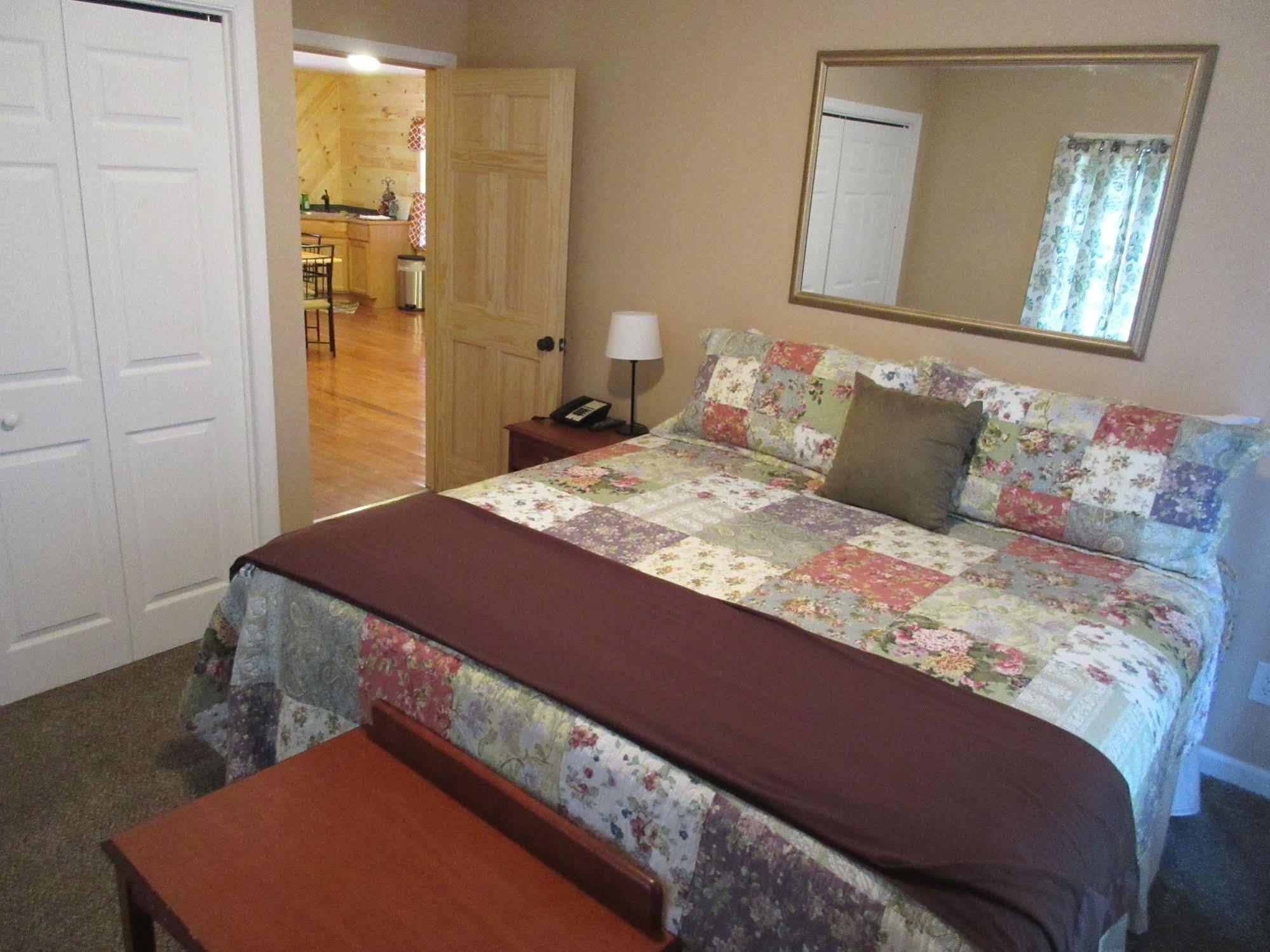 Catskill Mountains Resort Eldred Bagian luar foto